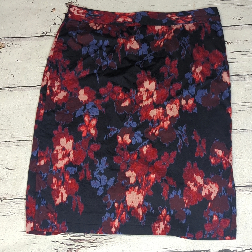 Van Heusen Navy Burgundy Floral Pencil Skirt